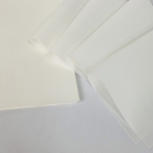 Giấy MG Trắng 35 GSM